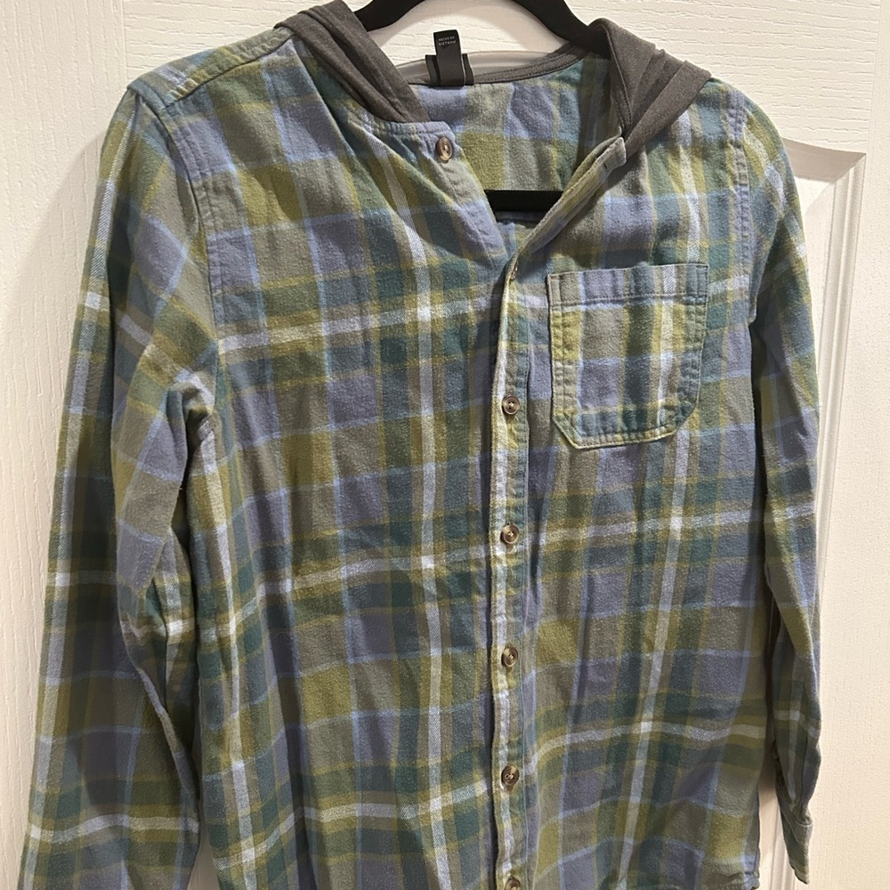 Art Class Gray Top with Blue and Green Plaid | Boys XL (14)